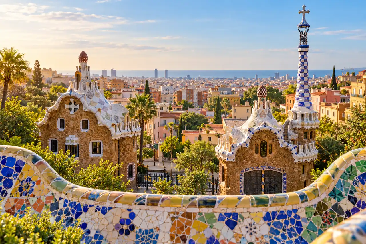 AI ilustrace: mozaiková terasa a panorama inspirované Parkem Güell v Barceloně.