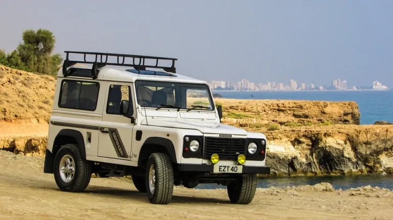 Land Rover má sedmdesátiny
